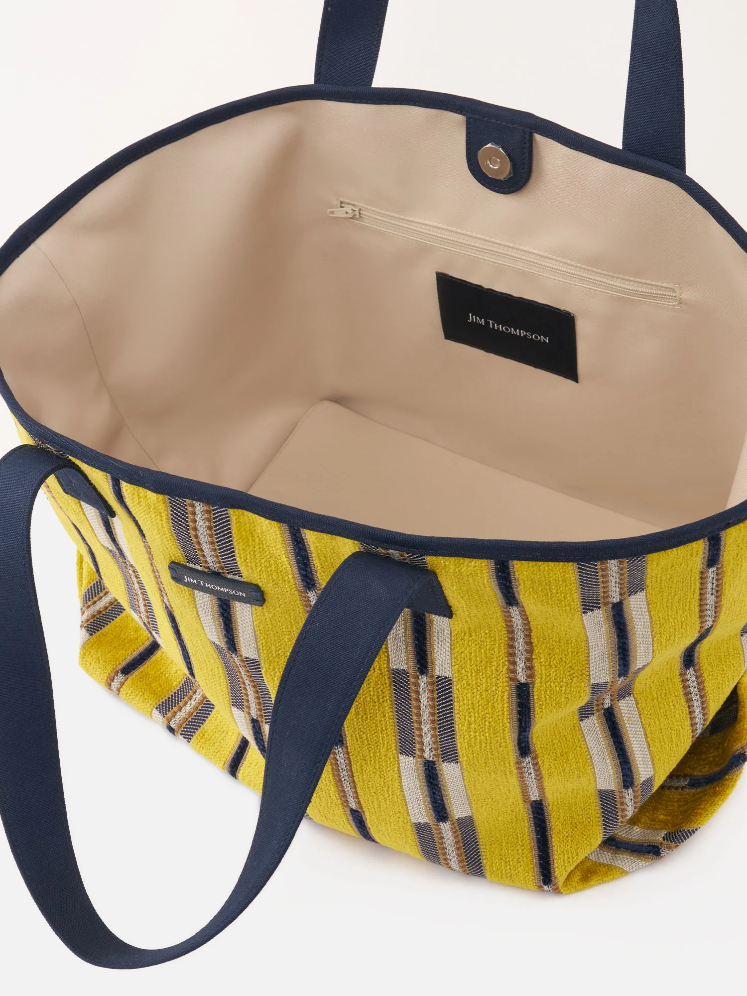 Anin Chenille Capri Beach Bag - Image 3
