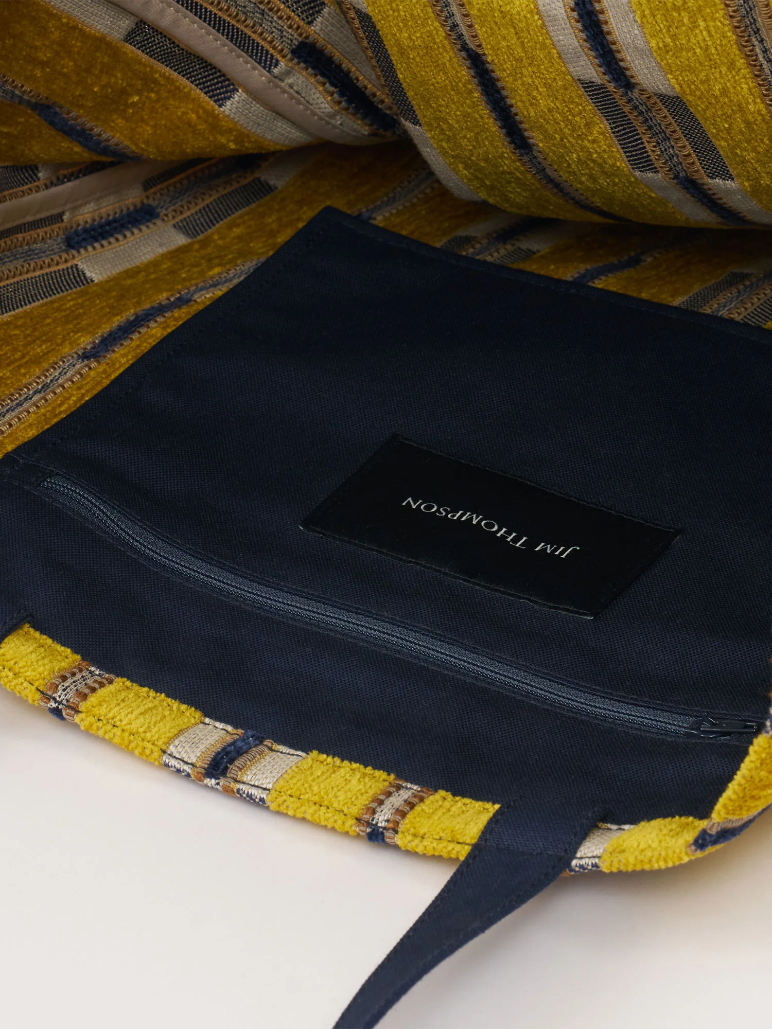 Anin Chenille Tote - Image 3