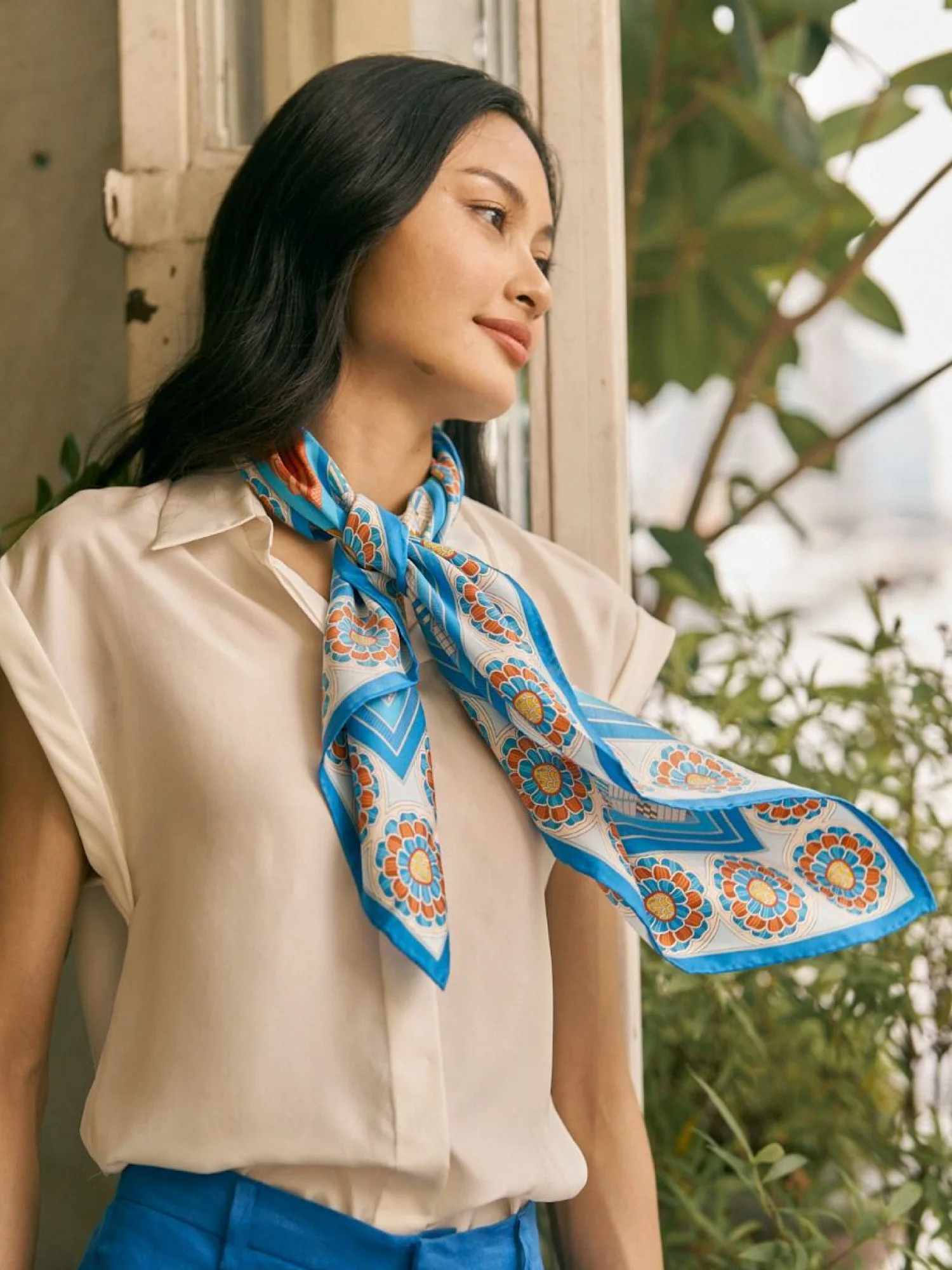Baisri Su Khwan Silk Twill Scarf - Image 4