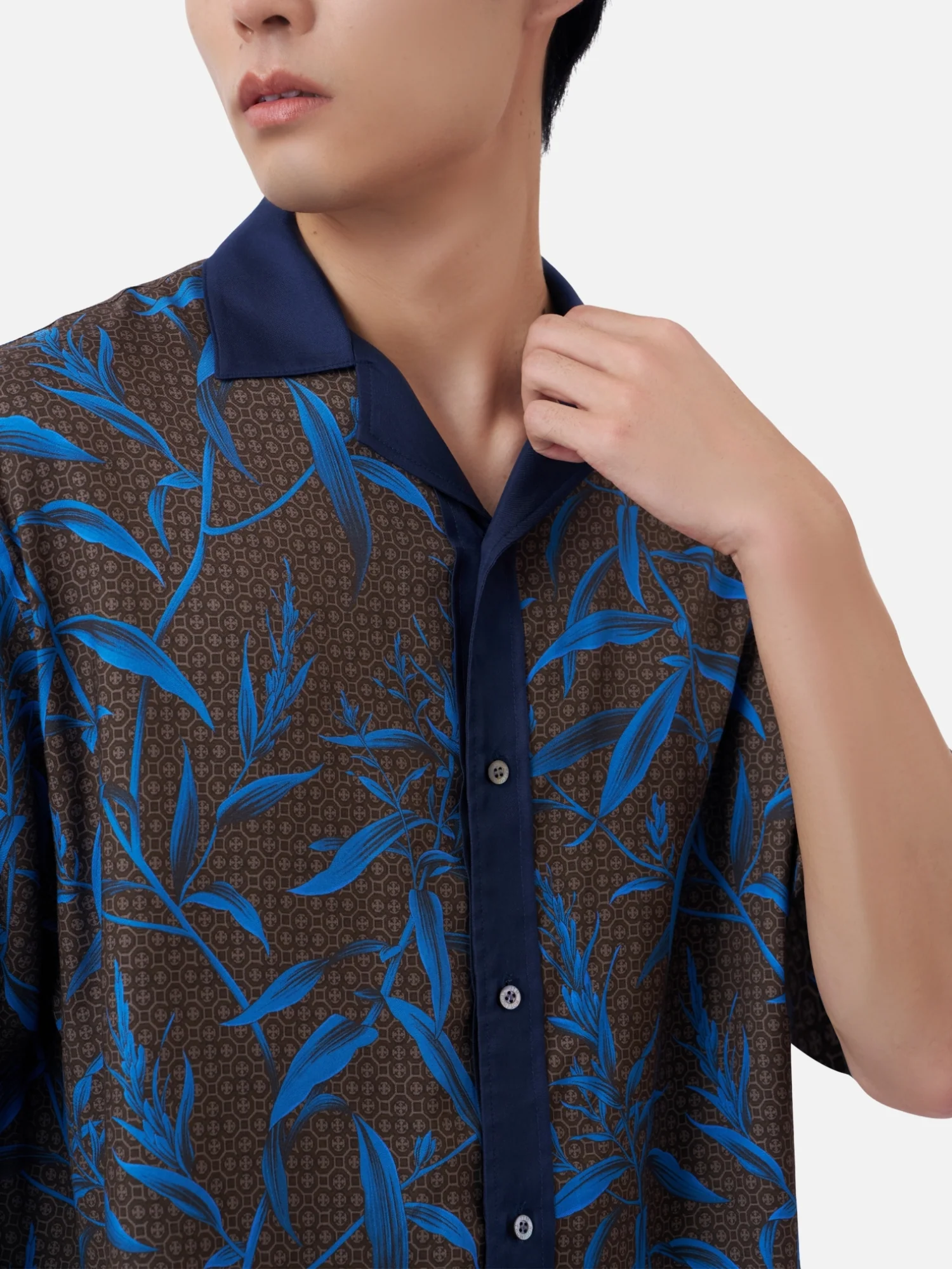 Bowon Hawaiian Shirt - Image 3