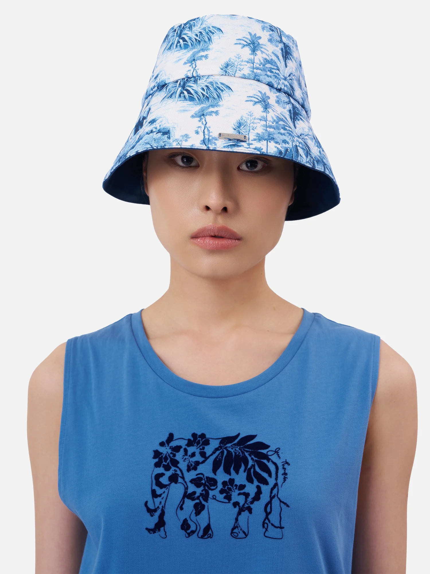 Elephant Amour Reversible Bucket Hat - Image 3