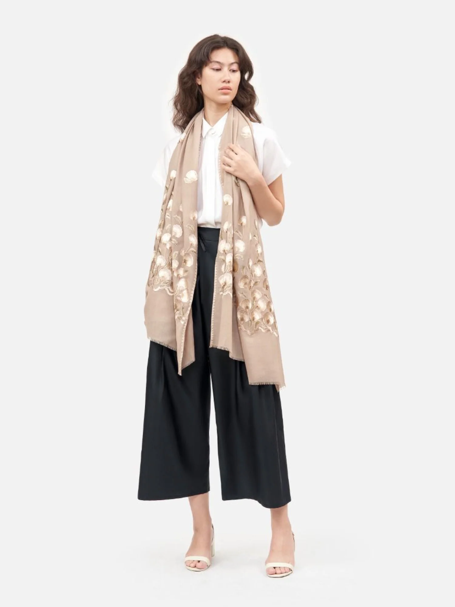 Floral Embroidery Wool Stole - Image 3