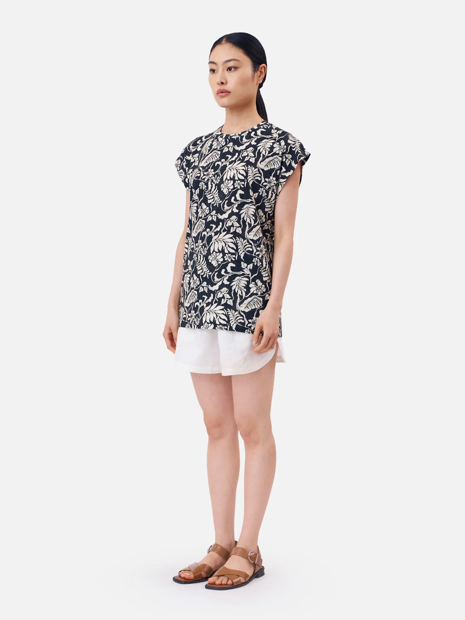 Foliage Sleeveless T-Shirt - Image 4
