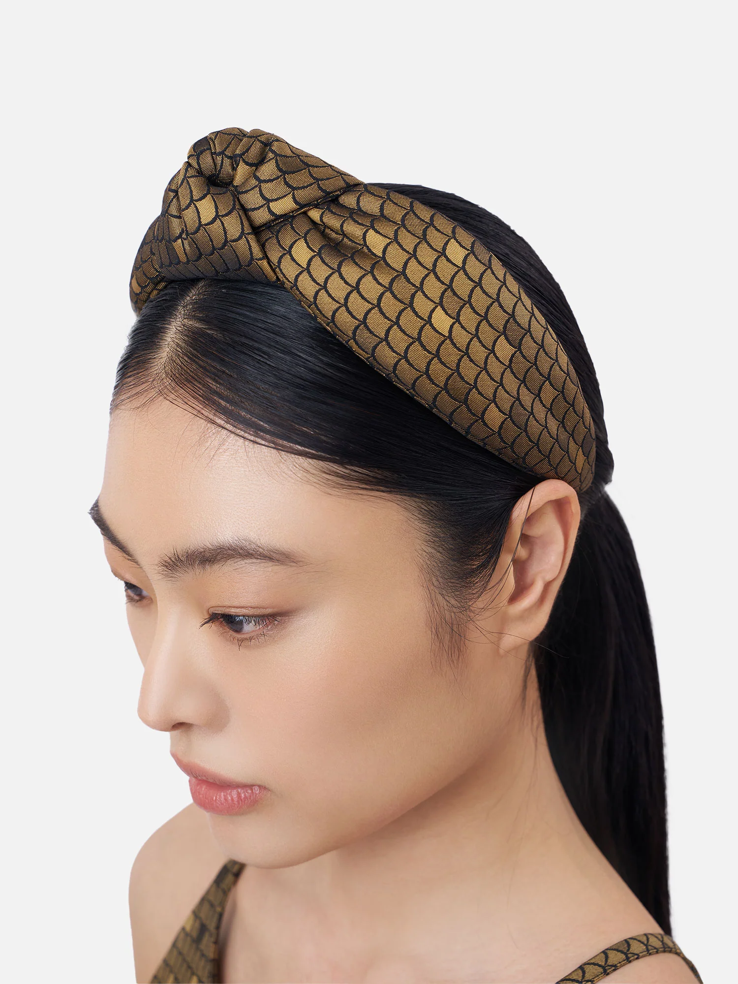 Golden Mountain Samui Headband - Image 2