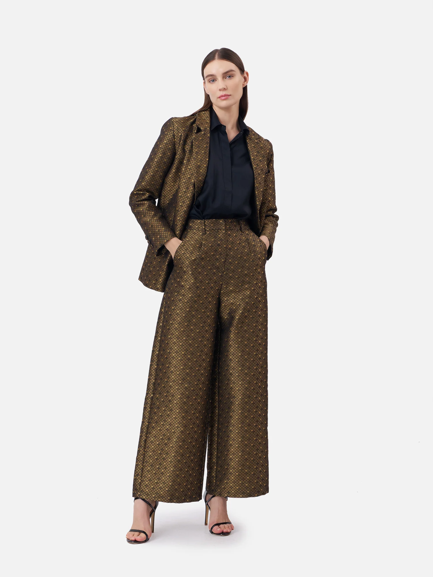 Golden Mountain Tailored Stella Jacket - Image 5