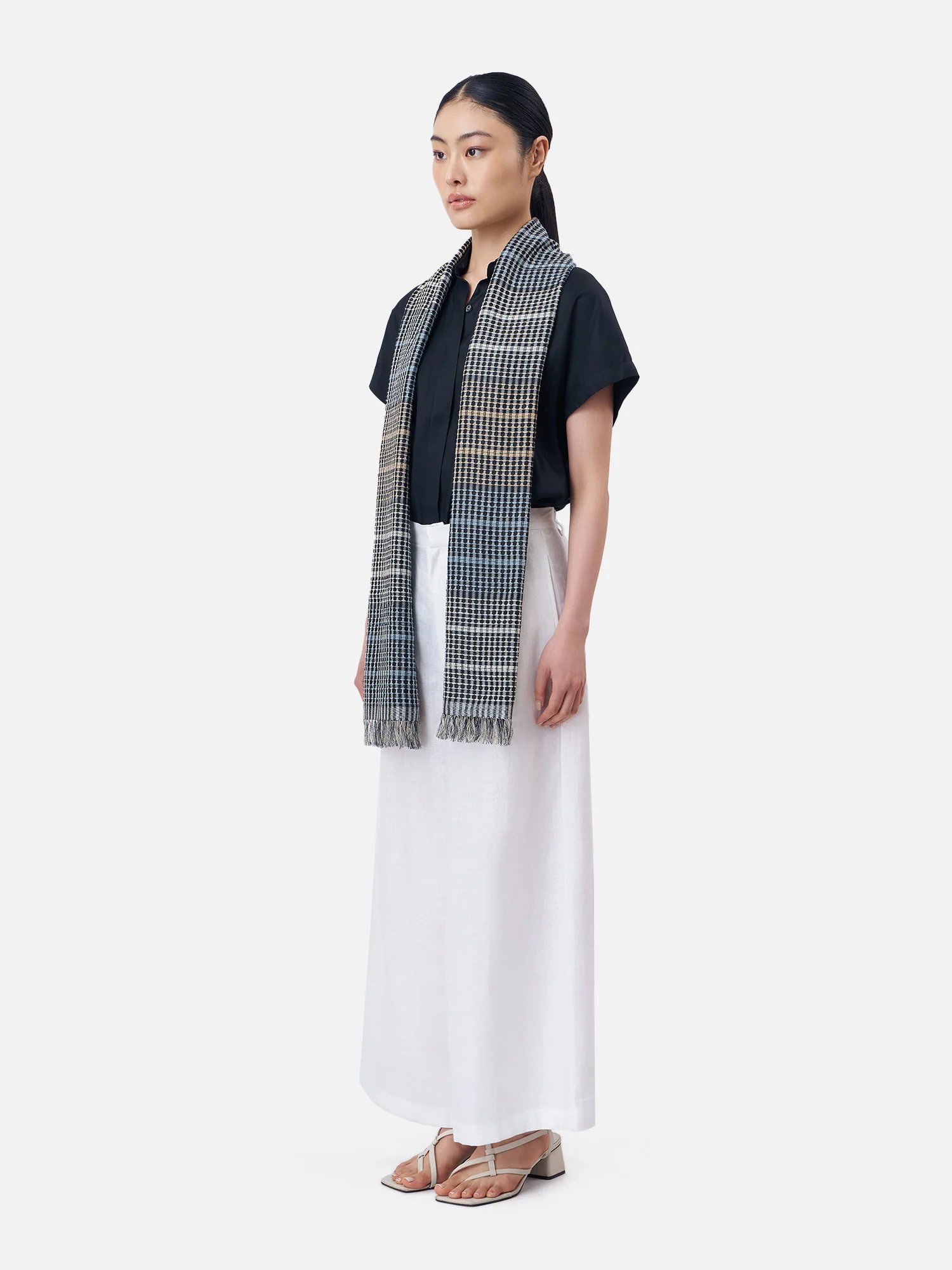 Honeycomb Silk Cotton Handwoven Scarf - Image 2