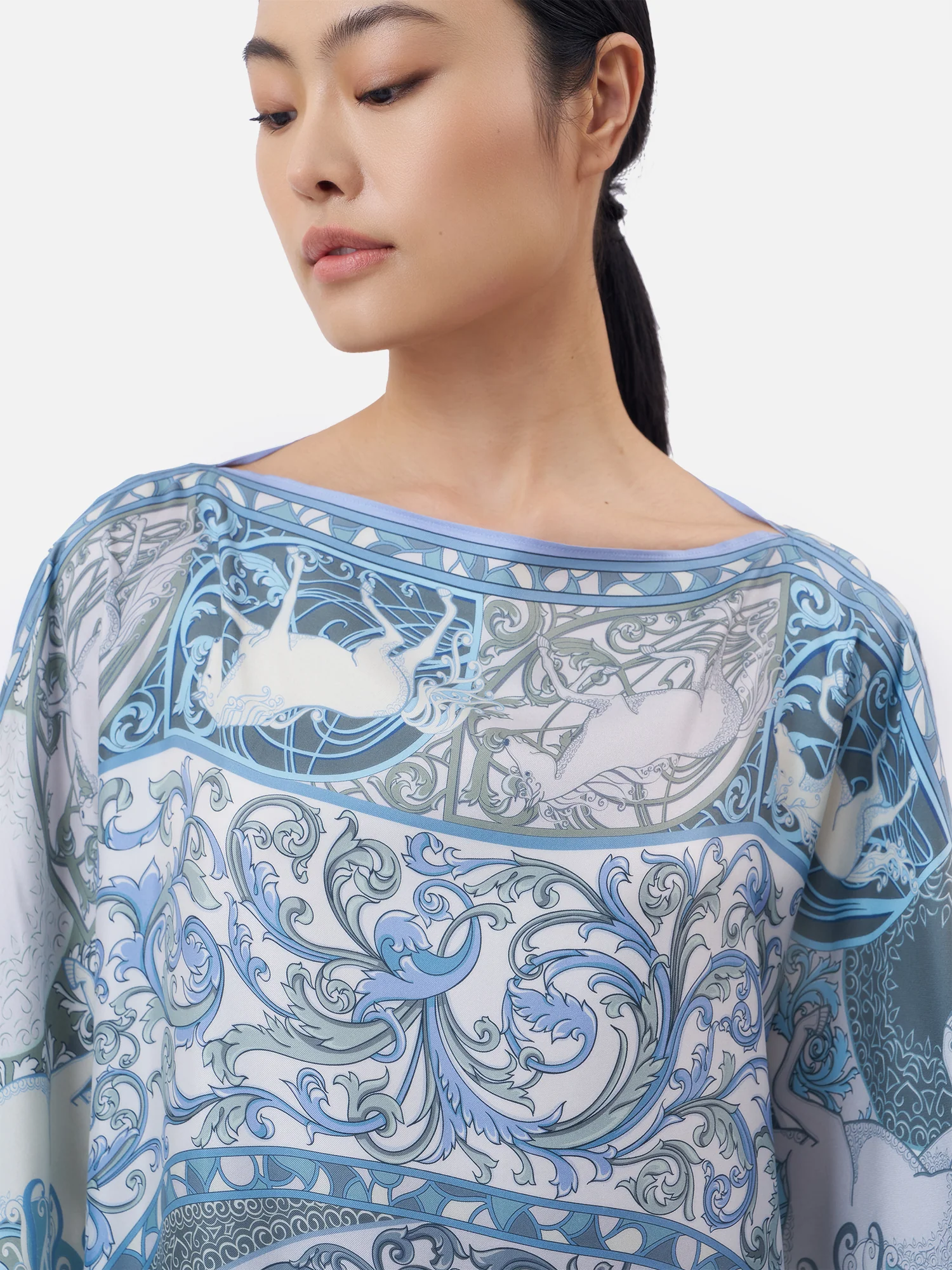 Horse Zodiac Scarf Kaftan - Image 4