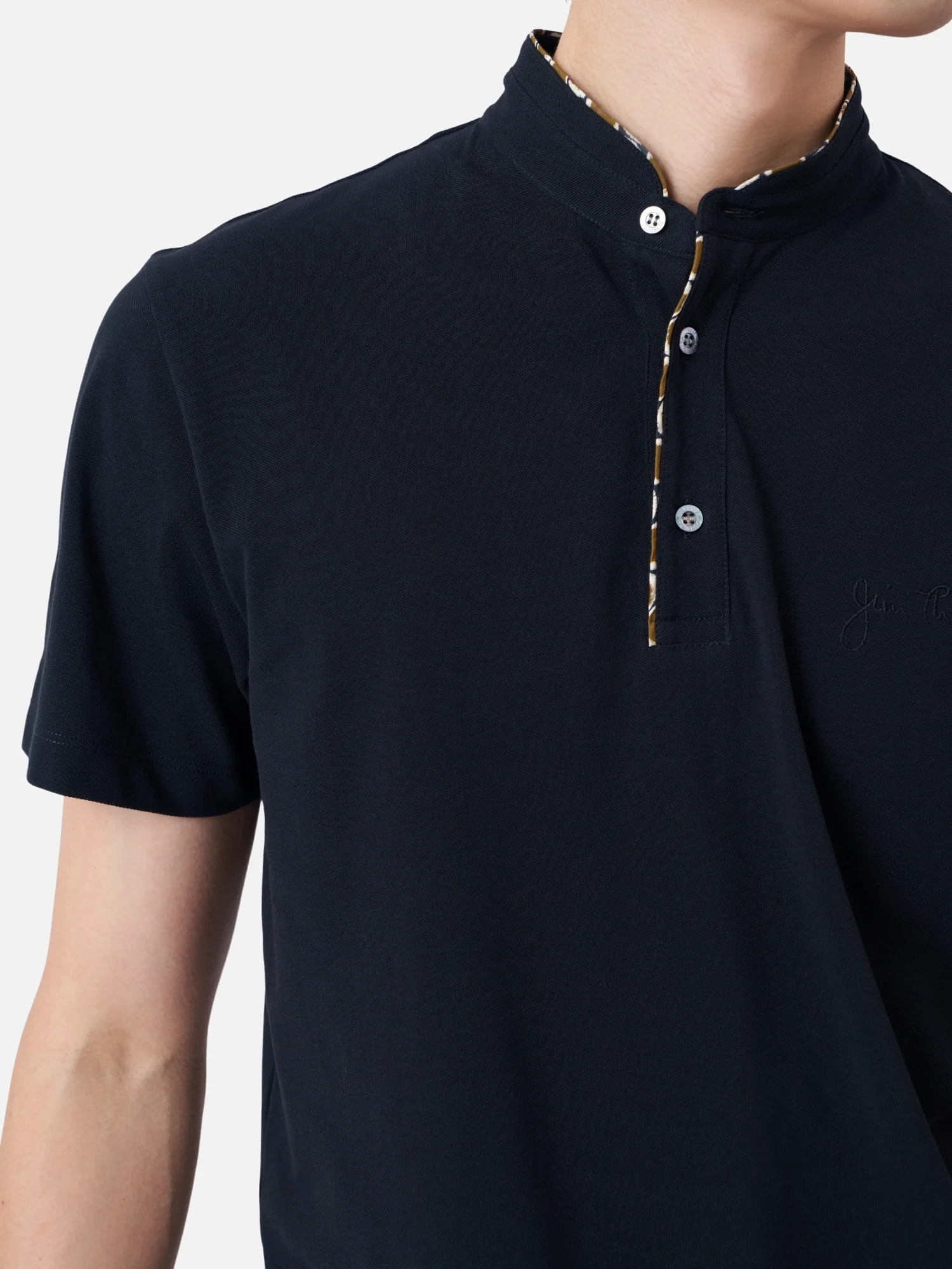 Kaika Mandarin Collar Polo - Image 3