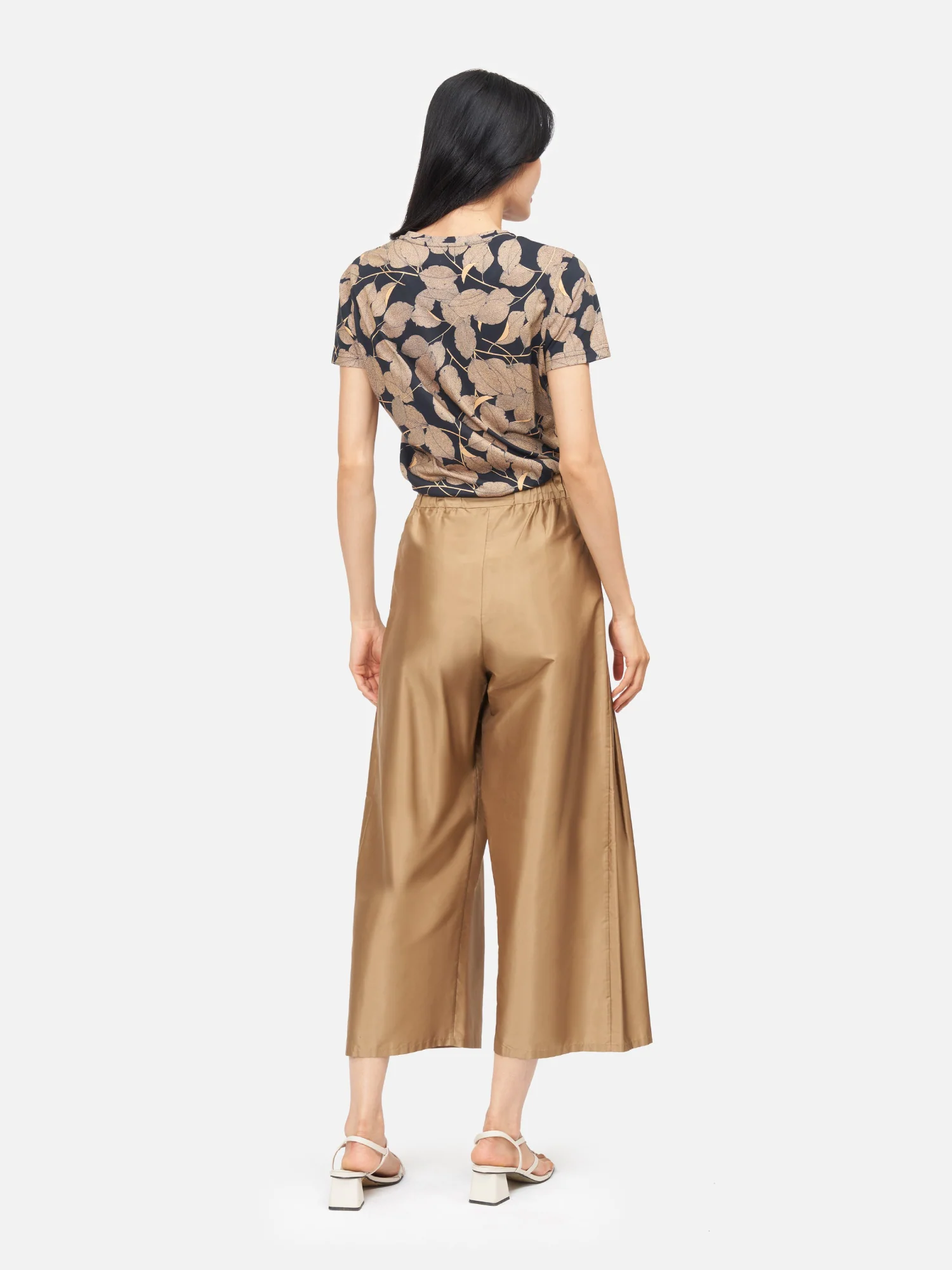 Leaf Pima Cotton Ladies Slim Fit T-Shirt - Image 3