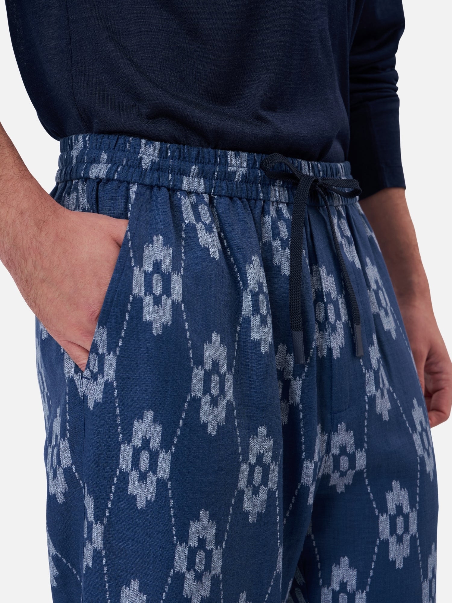 Mae Chaem Linen Trousers - Image 6