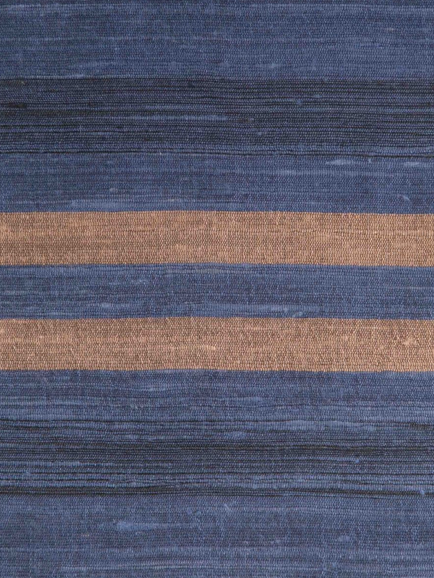 Mae Cham Handwoven Scarf - Image 4