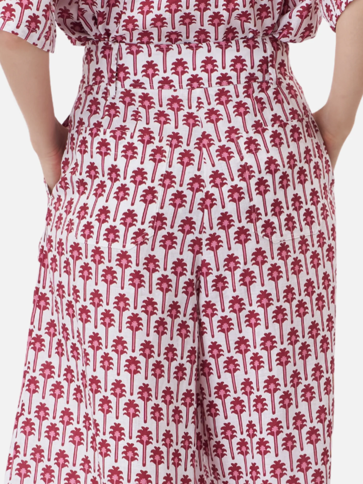 Double Pleat Linen Coulotte Pants - Image 3