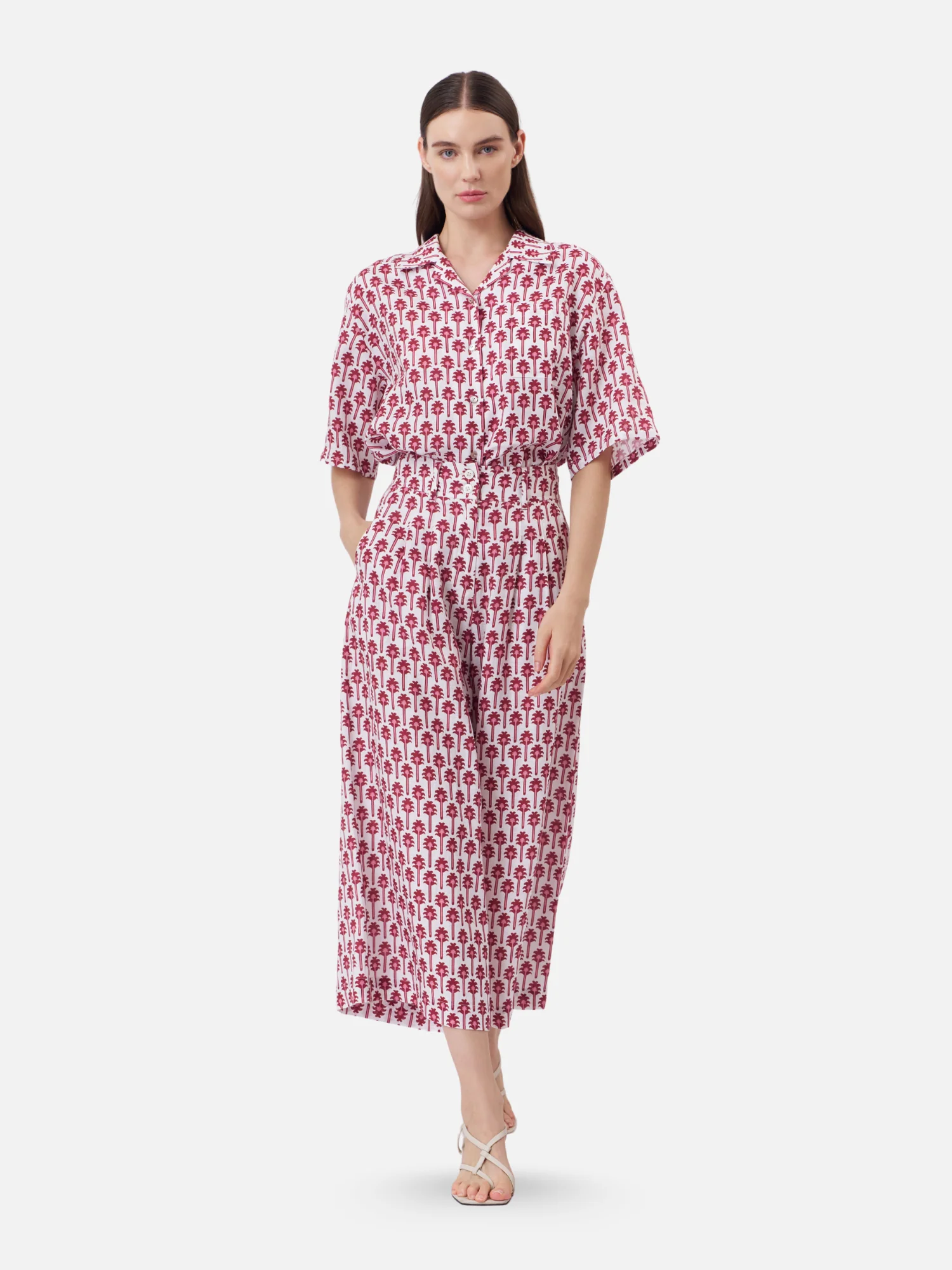 Double Pleat Linen Coulotte Pants - Image 4