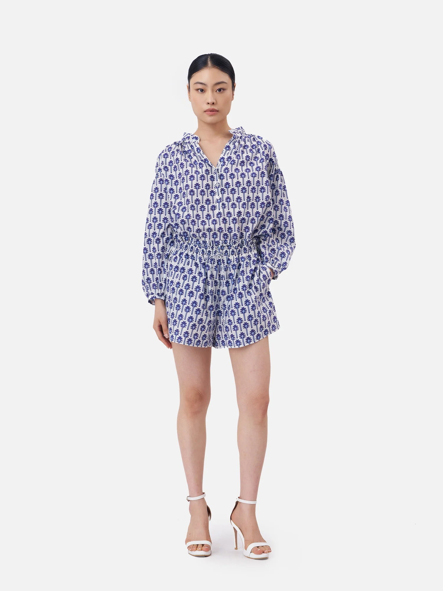 Palm Ikat Ruffle Waist Shorts - Image 4