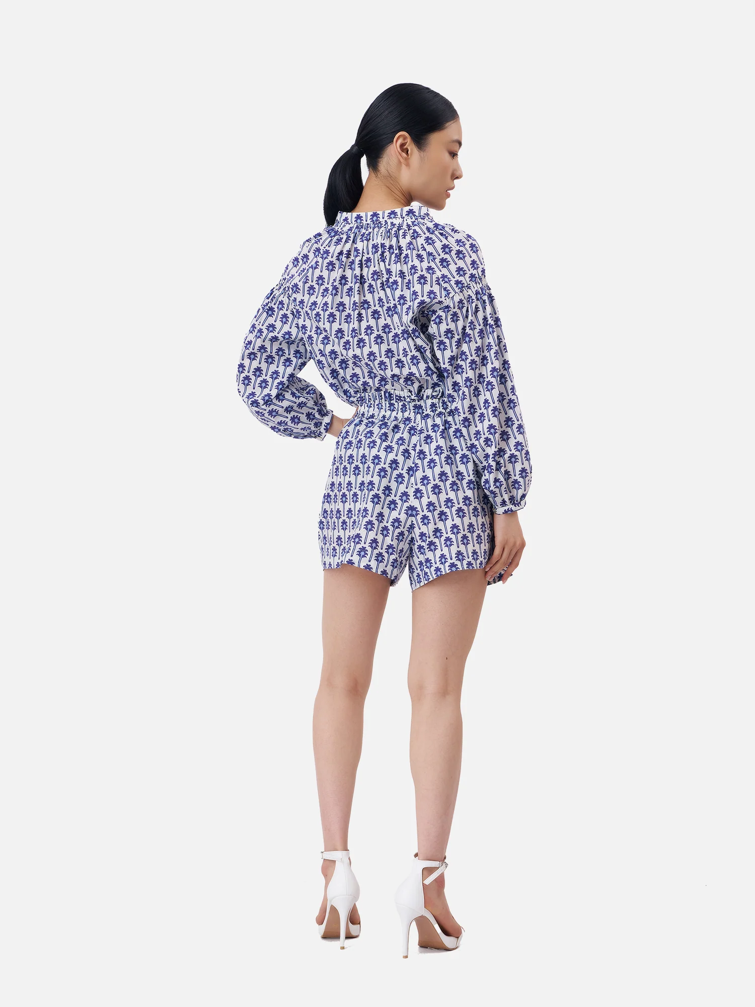 Palm Ikat Ruffle Waist Shorts - Image 5