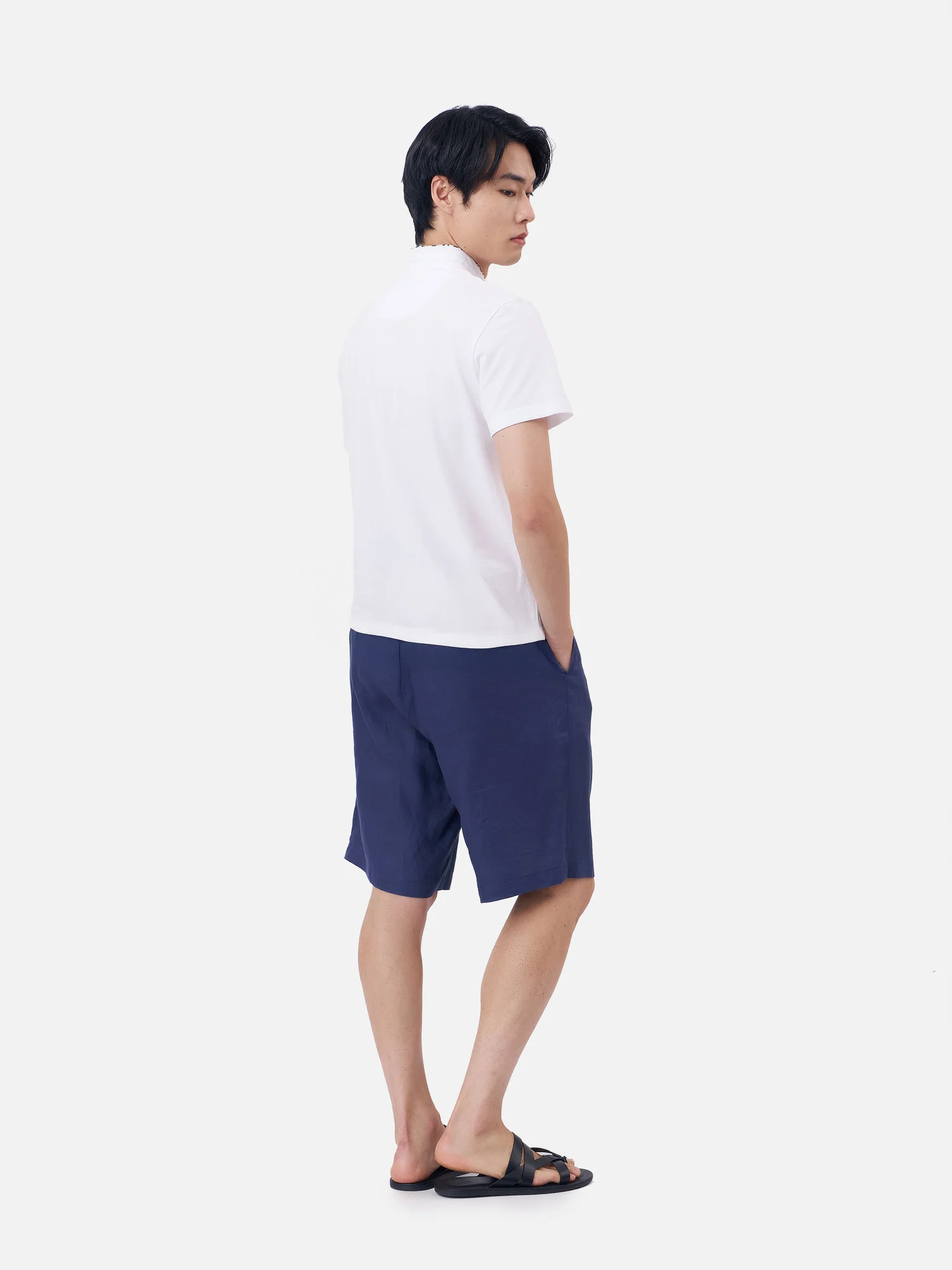 Phrao Polo with Mandarin Collar - Image 4