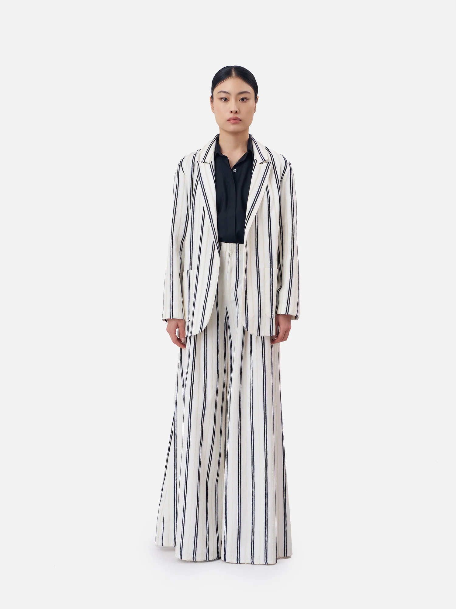 THA-RA Chenille Relaxed-Fit Patch Pocket Jacket - Image 3