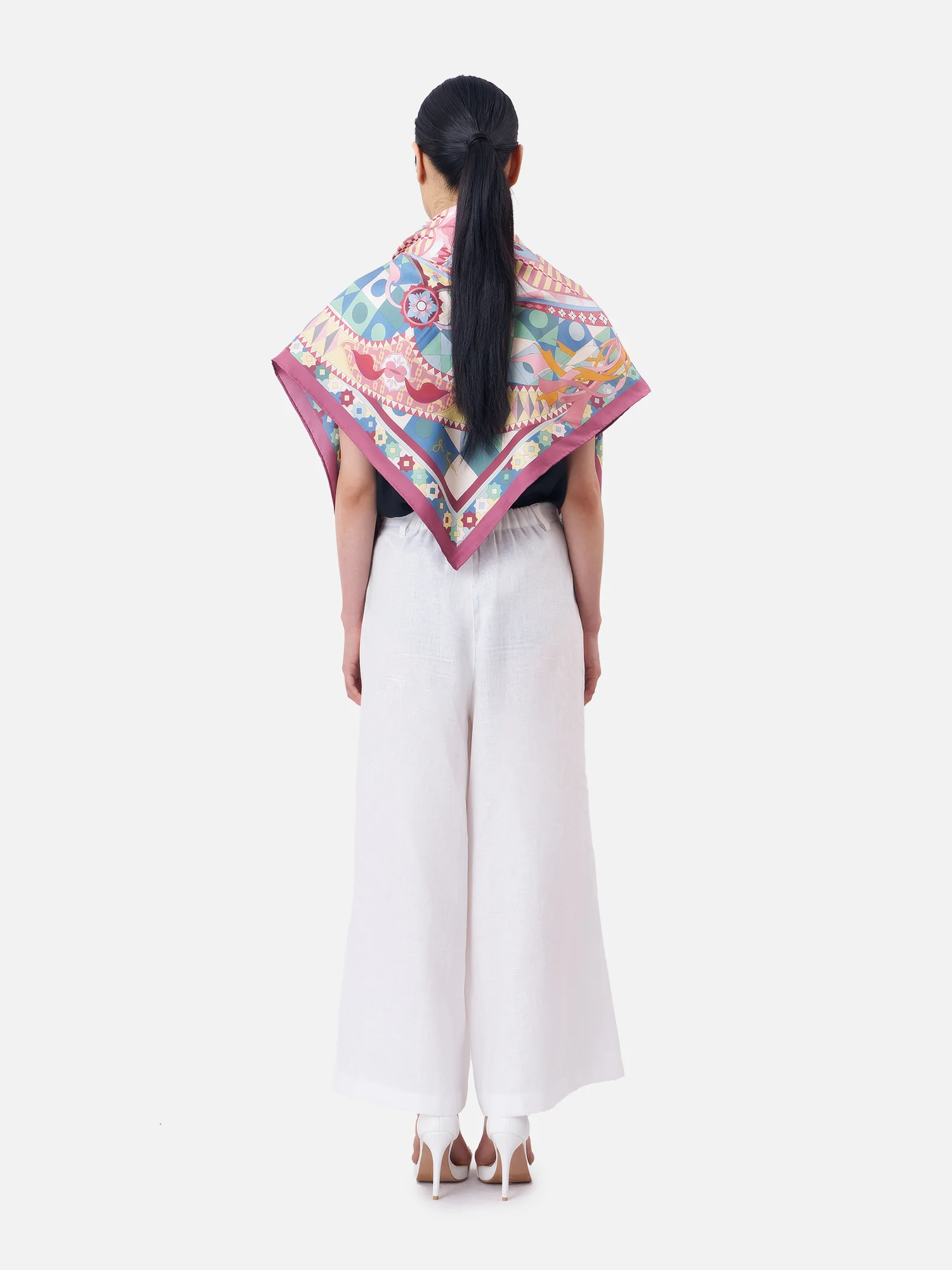 Thai Kite Silk Scarf - Image 4