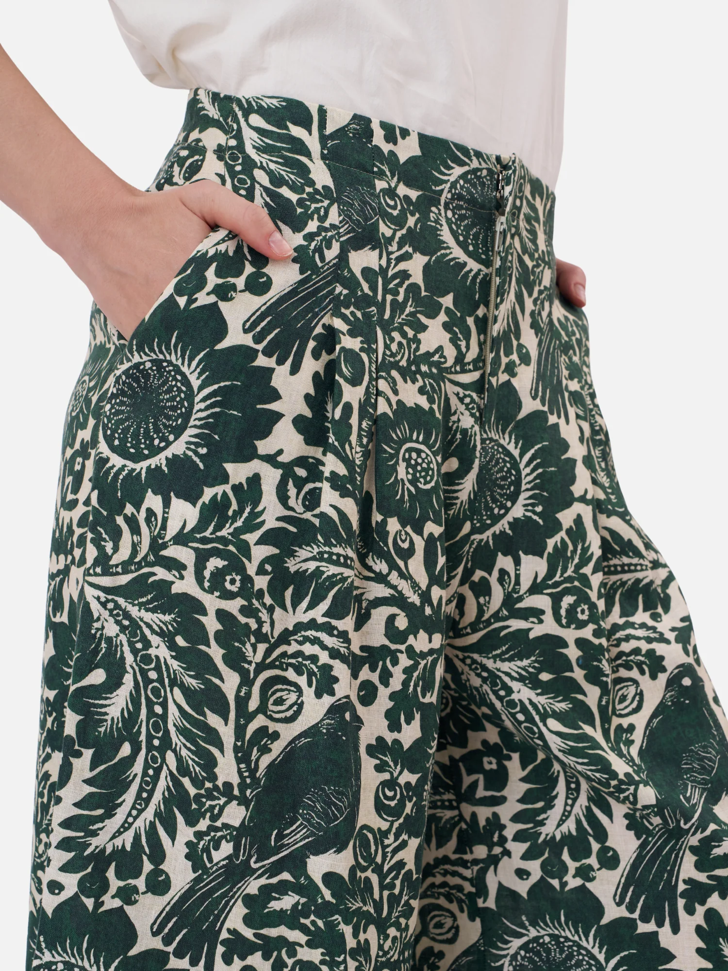 Trogon Birds Linen Pleated Trousers - Image 3